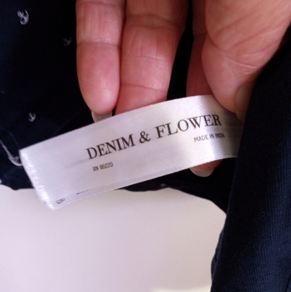 Denim & Flower by Ricky Singh navy blue short sleeve with anchor pattern boy XL - Picture 4 of 5